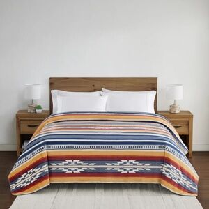 🎉LAST PIECE🎉Pendleton luxurious plush blanket